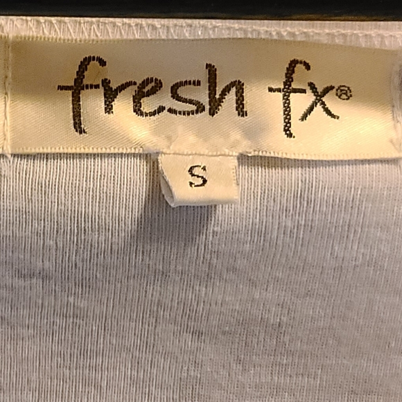 🛸2/$35 EUC- Fresh FX - Picture 8 of 11